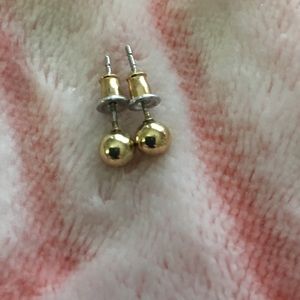 Gold Studs!